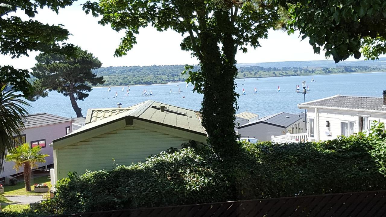Pine Ridge 59 Rockley Park Poole With Sea View Sleeps Six Hotel Buitenkant foto